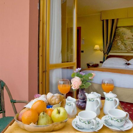 Hotel Ferrari ซัลโซมัจโจเรแตร์เม ภายนอก รูปภาพ