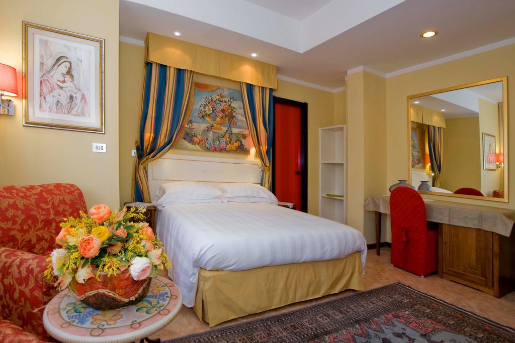 Hotel Ferrari ซัลโซมัจโจเรแตร์เม ภายนอก รูปภาพ