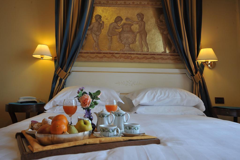 Hotel Ferrari ซัลโซมัจโจเรแตร์เม ภายนอก รูปภาพ