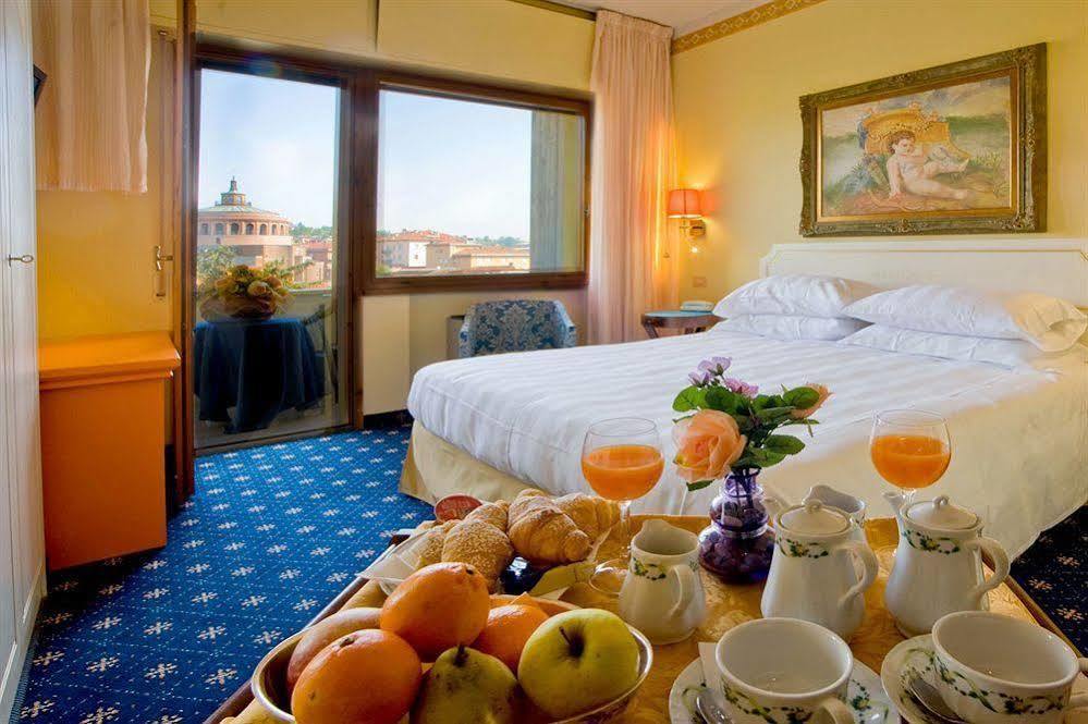Hotel Ferrari ซัลโซมัจโจเรแตร์เม ภายนอก รูปภาพ