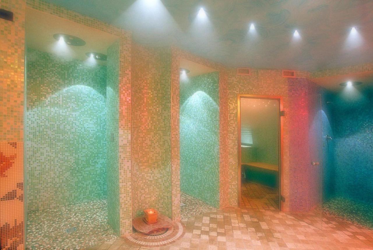 Hotel Ferrari ซัลโซมัจโจเรแตร์เม ภายนอก รูปภาพ