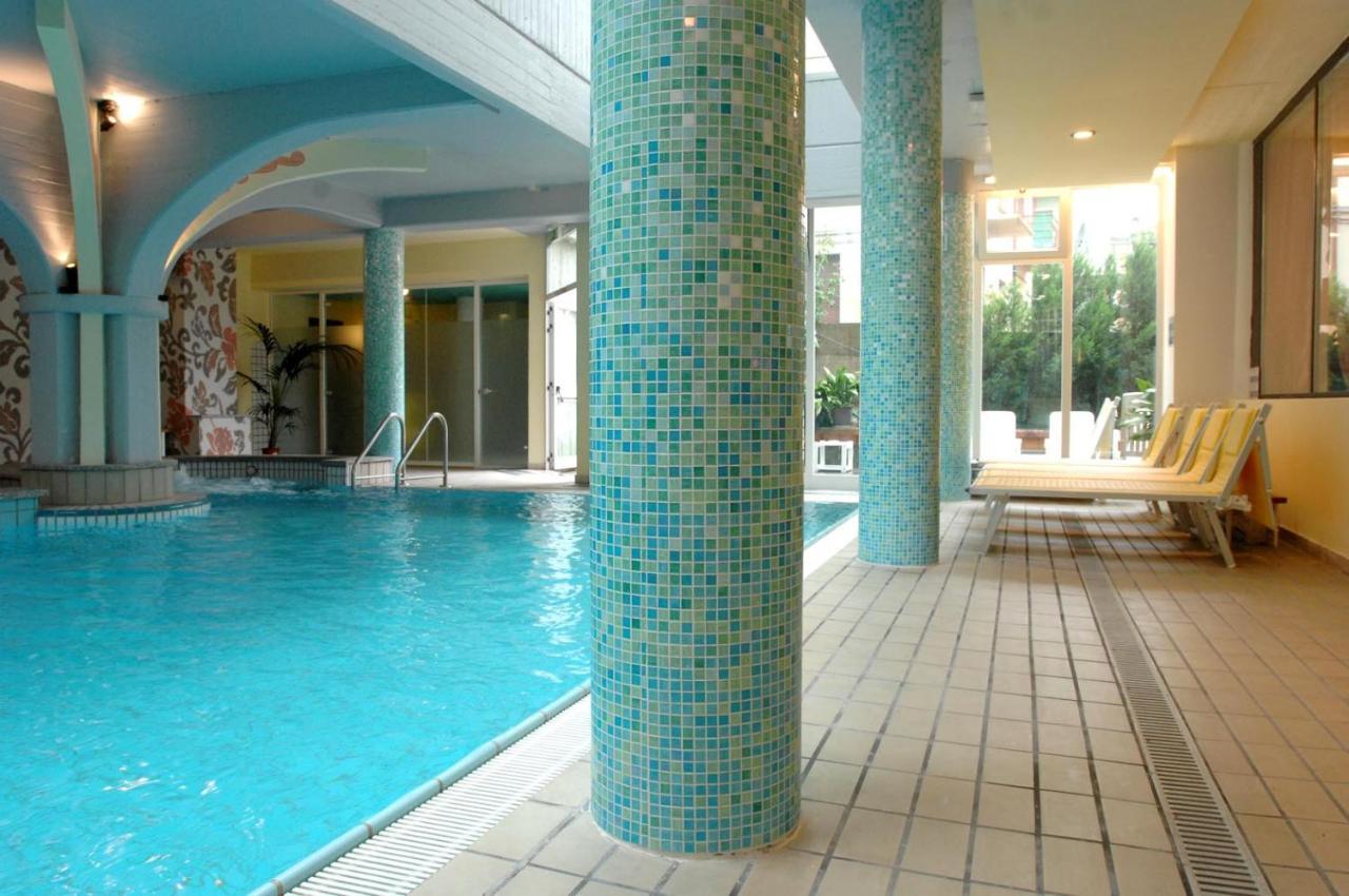 Hotel Ferrari ซัลโซมัจโจเรแตร์เม ภายนอก รูปภาพ